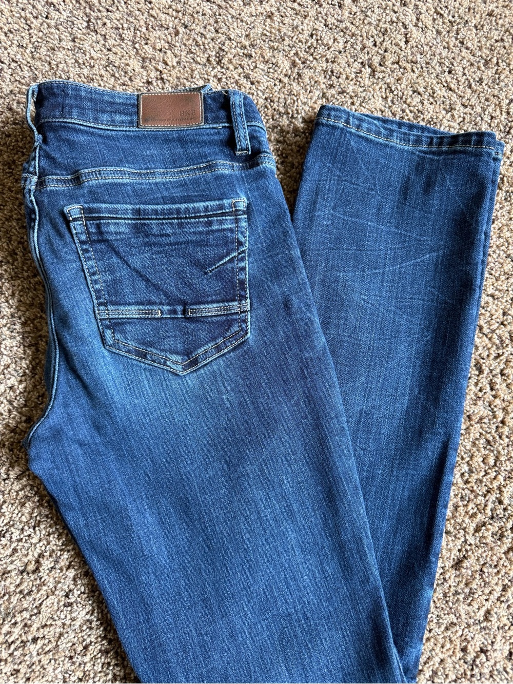 BKE Buckle Payton Mid-Rise Universal Fit Straight Jeans Women’s Size 27x32